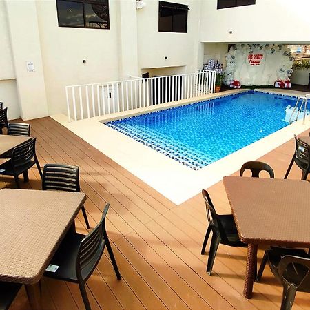 רוקסס סיטי Rudolfo Suites מראה חיצוני תמונה