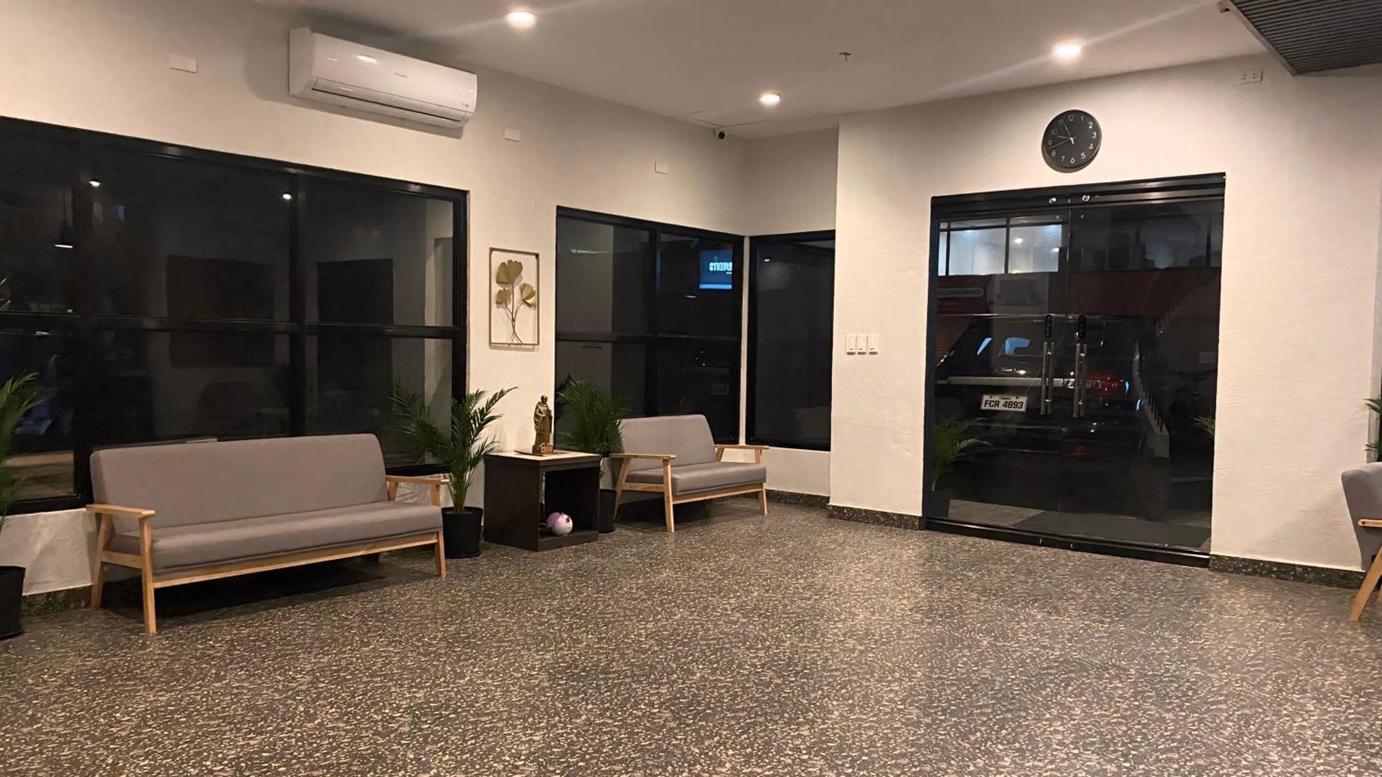 רוקסס סיטי Rudolfo Suites מראה חיצוני תמונה